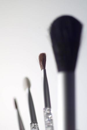 金箔化粧品の真実！肌に与える驚きの効果と選び方ガイド